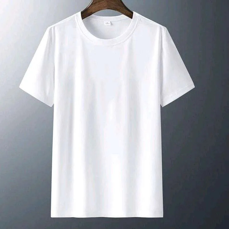 Kaos Putih